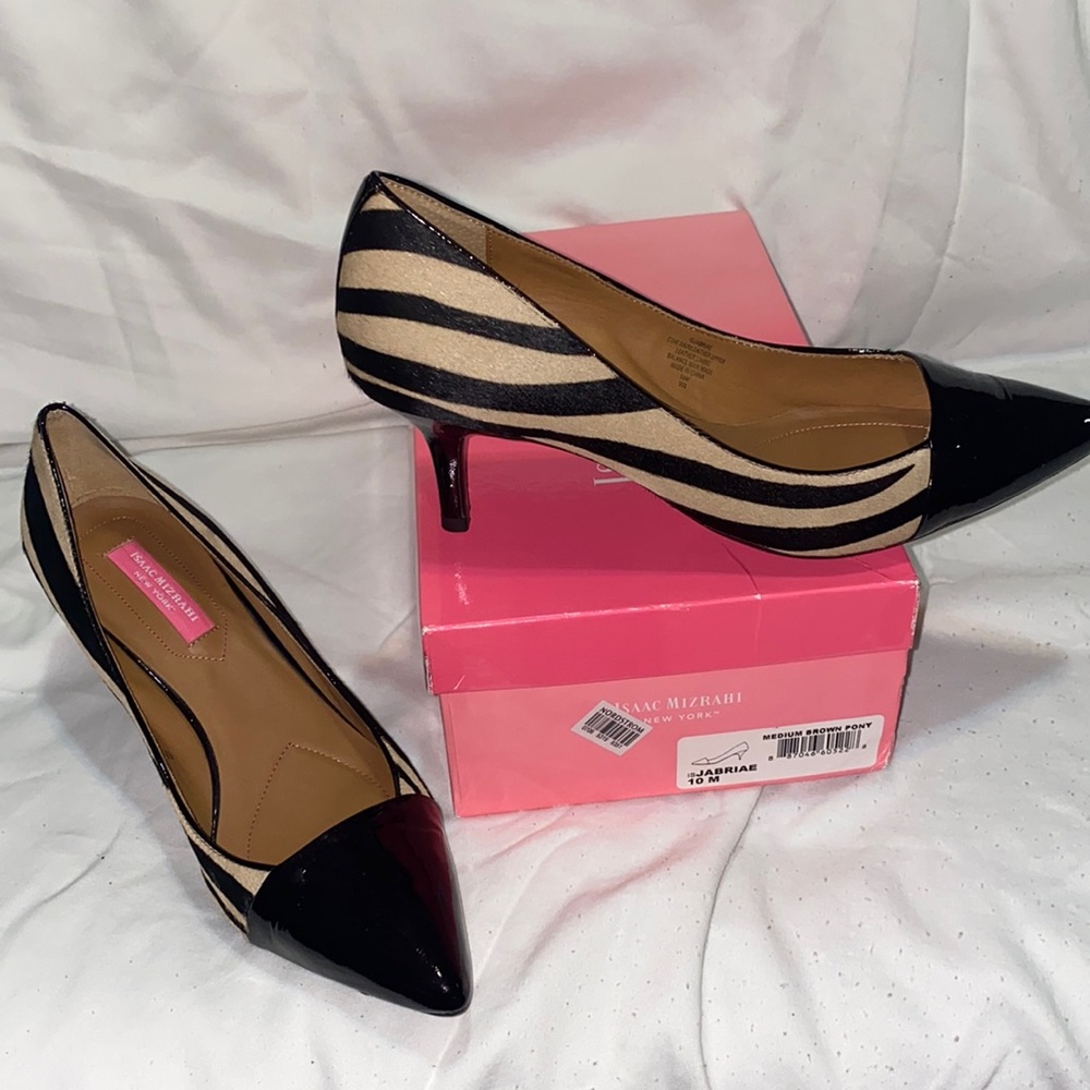 Issac Mizrahi Brown calf hair heels (Never Worn)